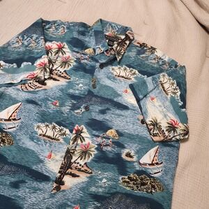 Riggings Mens Size XL Multicolor Hawaiian Short sleeve Shirt Vacation Fun